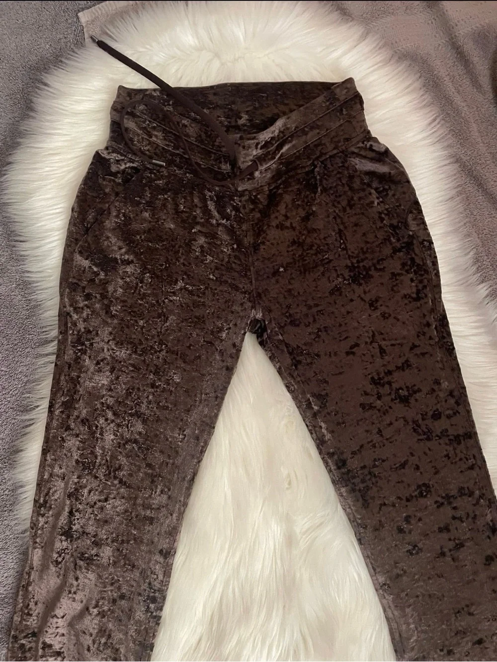 lululemon athletica Crushed Velvet Jogger Pants - Brown